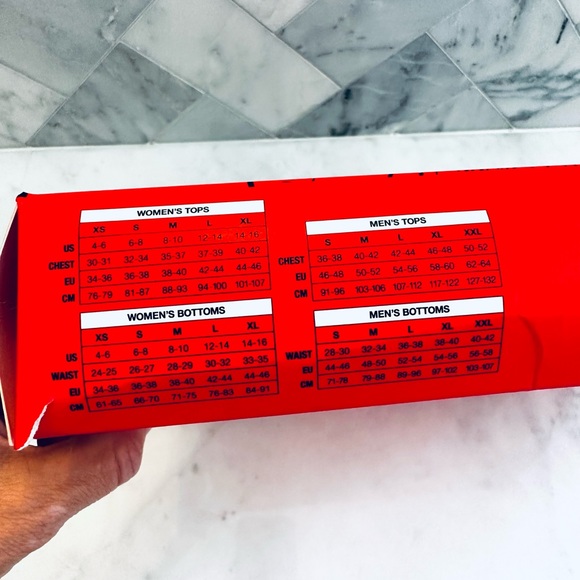 NWT HOT CHILLYS MICROFLEECE FLY BOTTOMS BODY FIT BASE LAYER - Picture 7 of 8